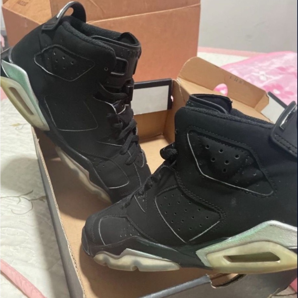silver chrome jordan 6 High-Top Sneakers
